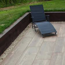 Chestnut Porcelain Paving