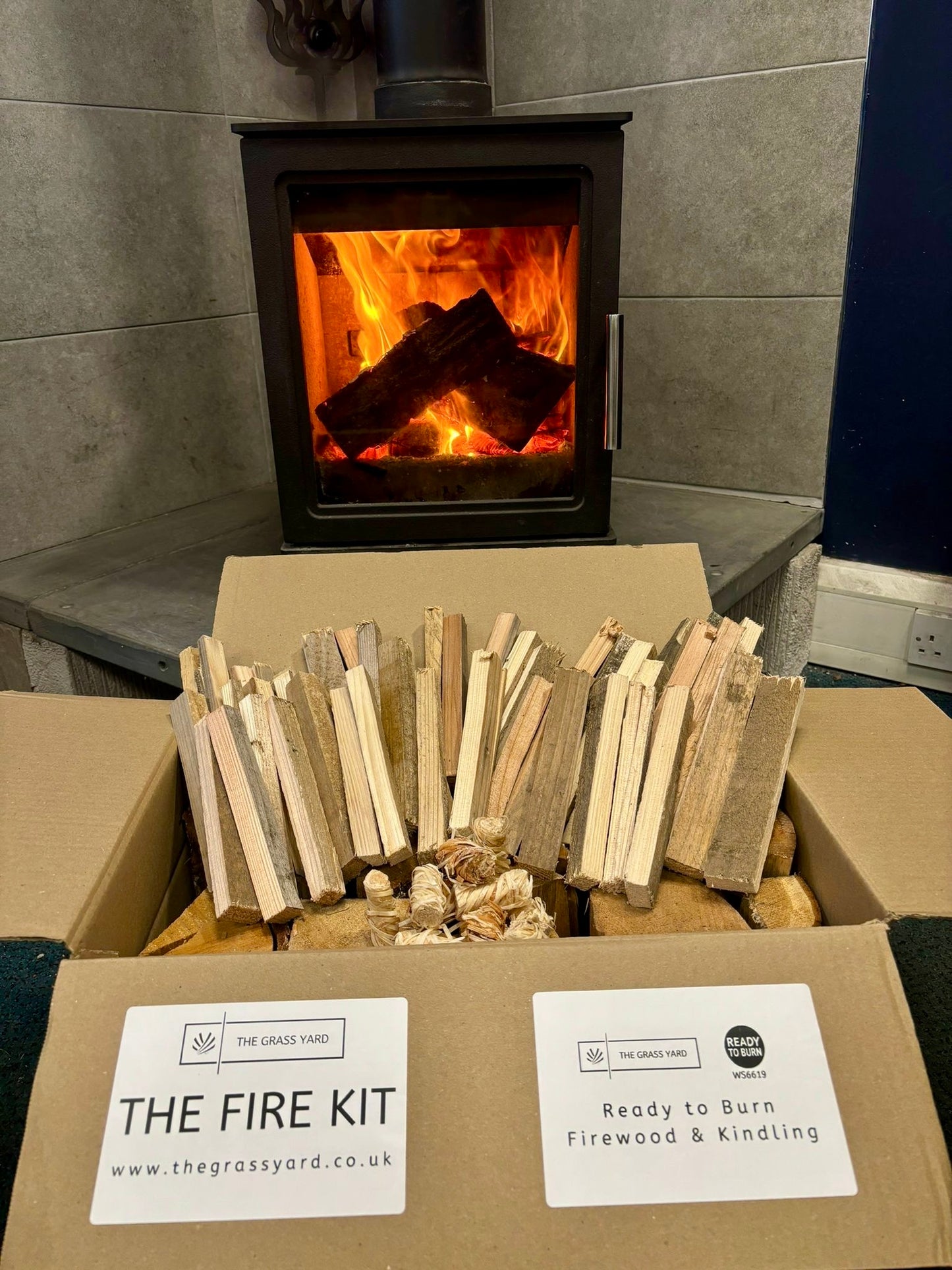 The Fire Kit - Kiln Dried Logs In A Box (FREE UK DELIVERY)