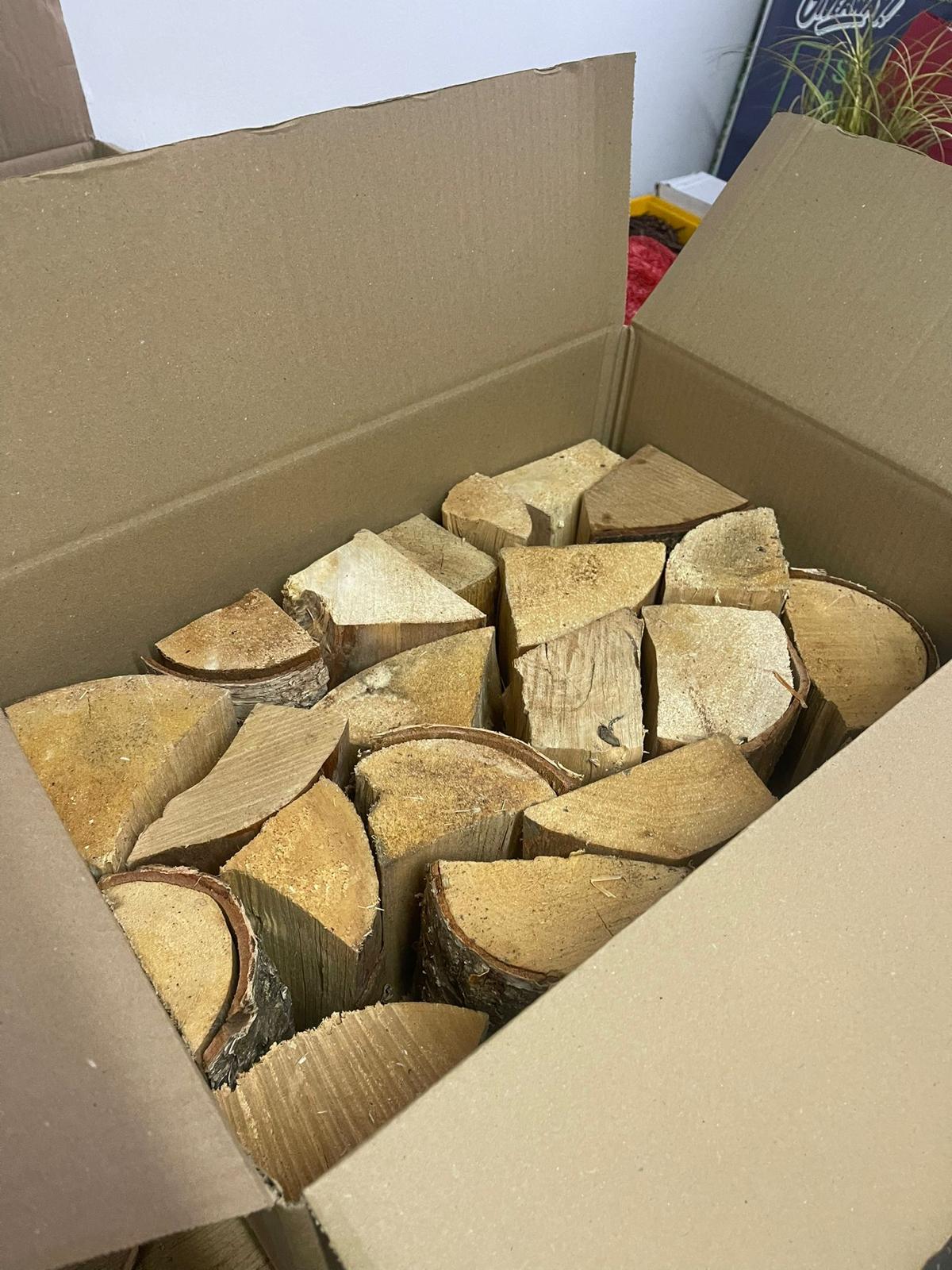 The Fire Kit - Kiln Dried Logs In A Box