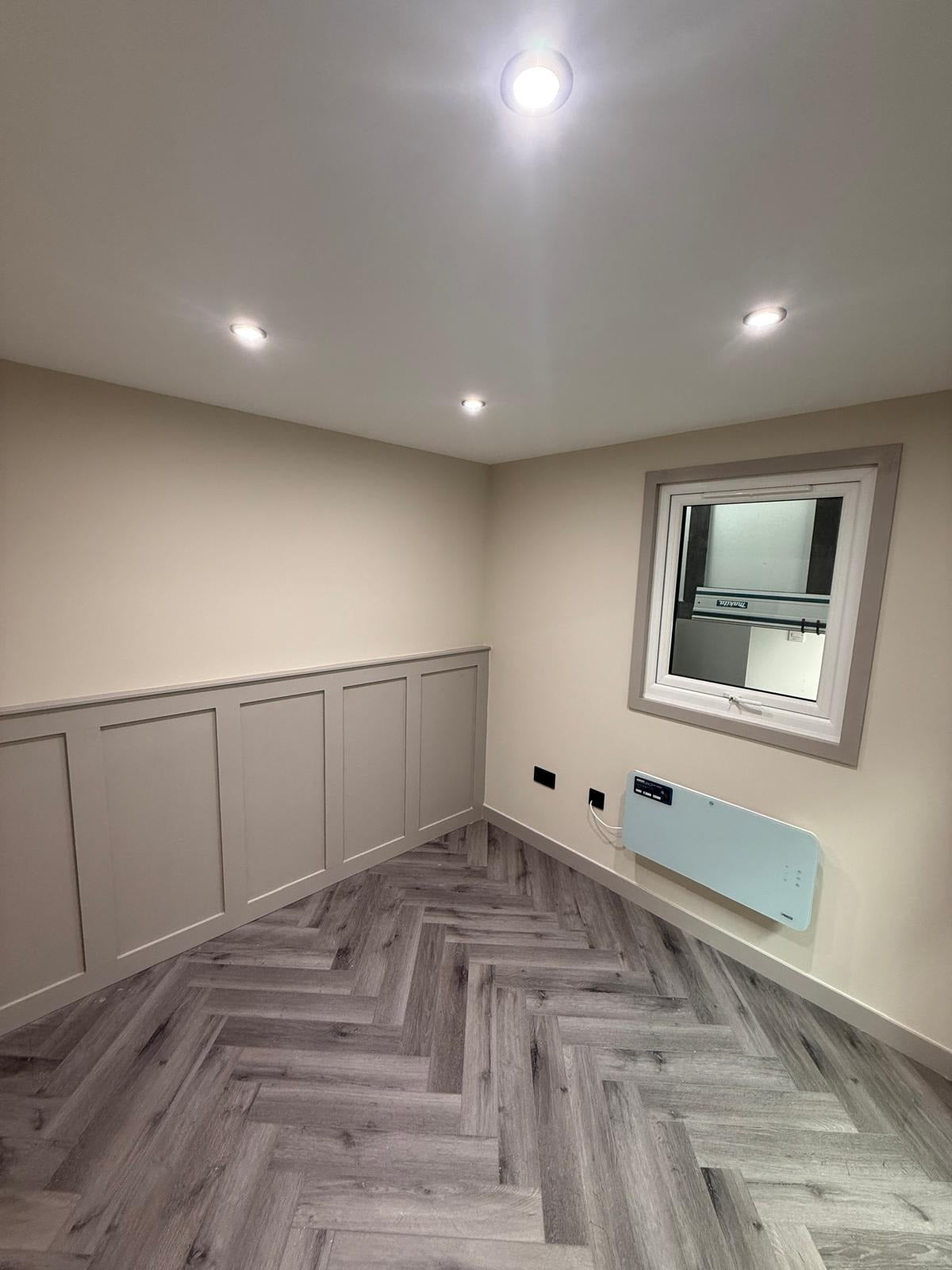 CosyNest Garden Room