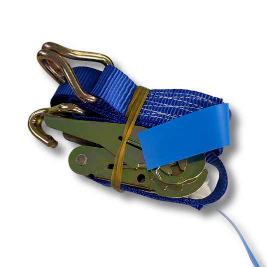 A blue 5m hooked ratchet strap.